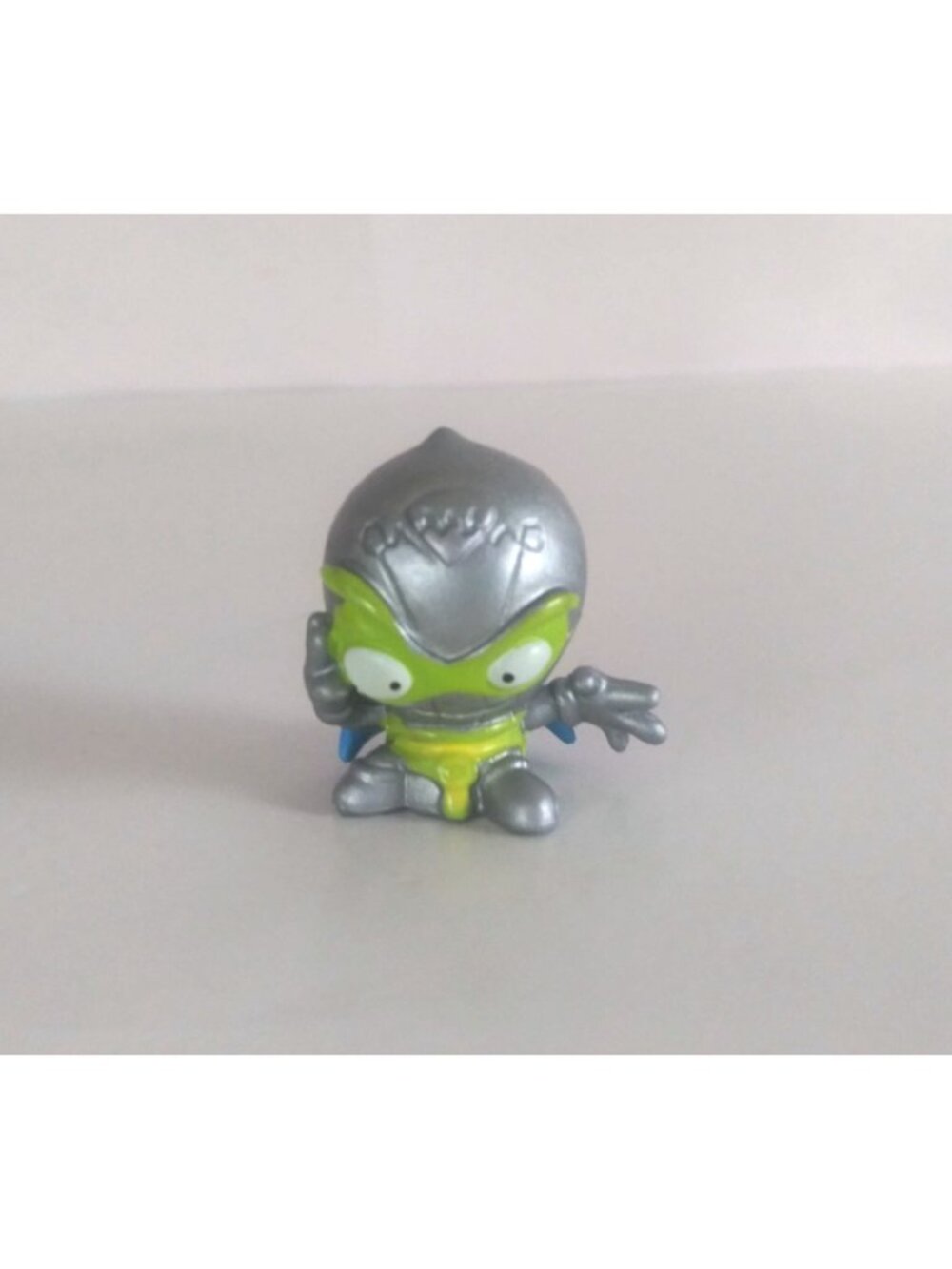 Superzings Series 1 Rivals Of Kaboom Cool Troop Sparky Team Captain